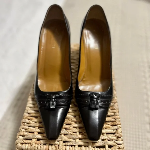 Gucci Tassel Pumps - Picture 9 of 10